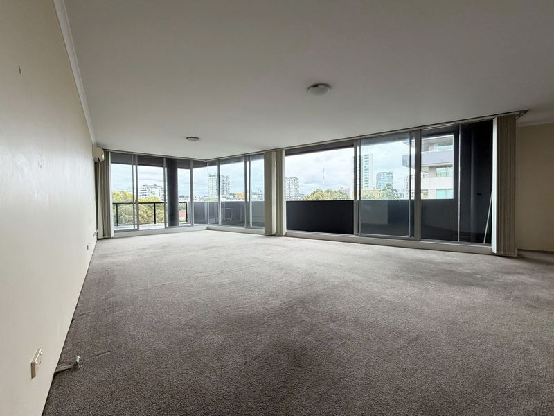 65 / 2 Hutchinson Walk, Zetland