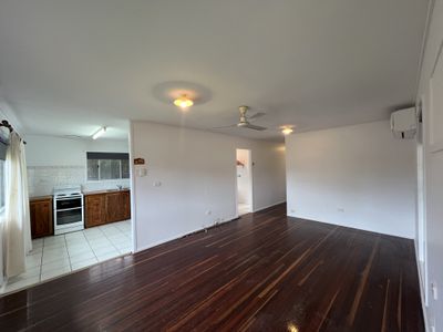 10 Rolfe Street, Moranbah