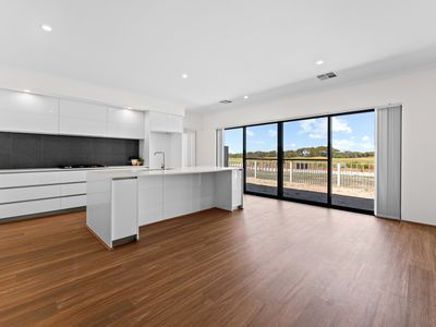 21 Tidal Drive, Port Kennedy