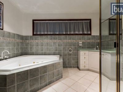 30-32 Clarke St West, Howlong