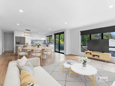 1 / 8 Brighton Place, Wynyard, Wynyard