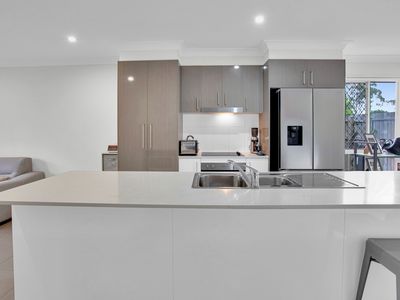 8 / 15 Grandly Street, Doolandella
