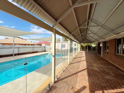 7 Osmetti Drive, Somerville