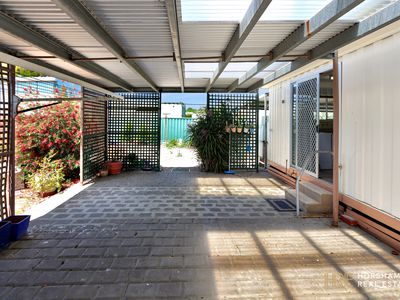 20 Felstead Avenue, Horsham