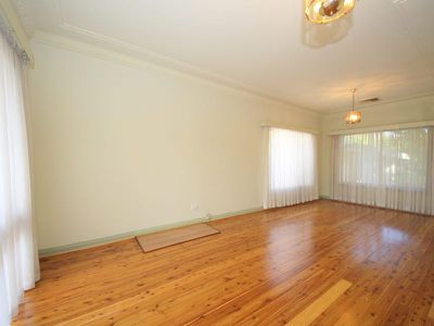 8 Fenwick Avenue, Roselands