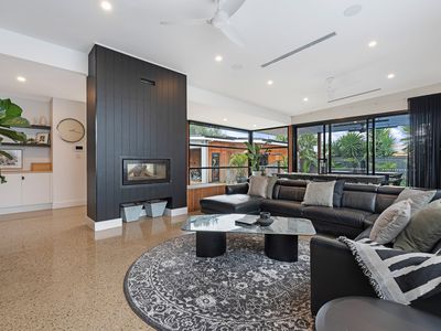 10 Broadway, South Brighton