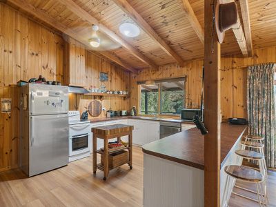 4118 Mansfield-Woods Point Road, Jamieson