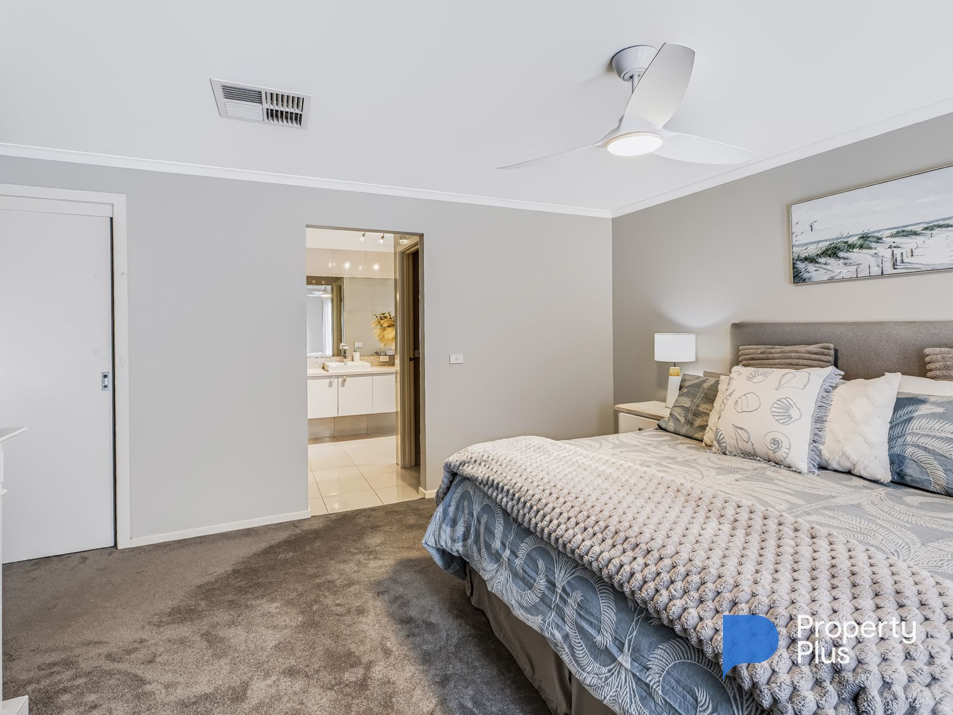 8 GIUDICE STREET, Kangaroo Flat