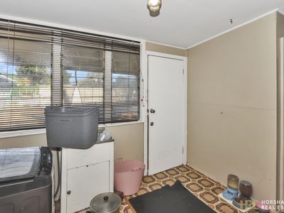 8 Sinclair Place, Horsham