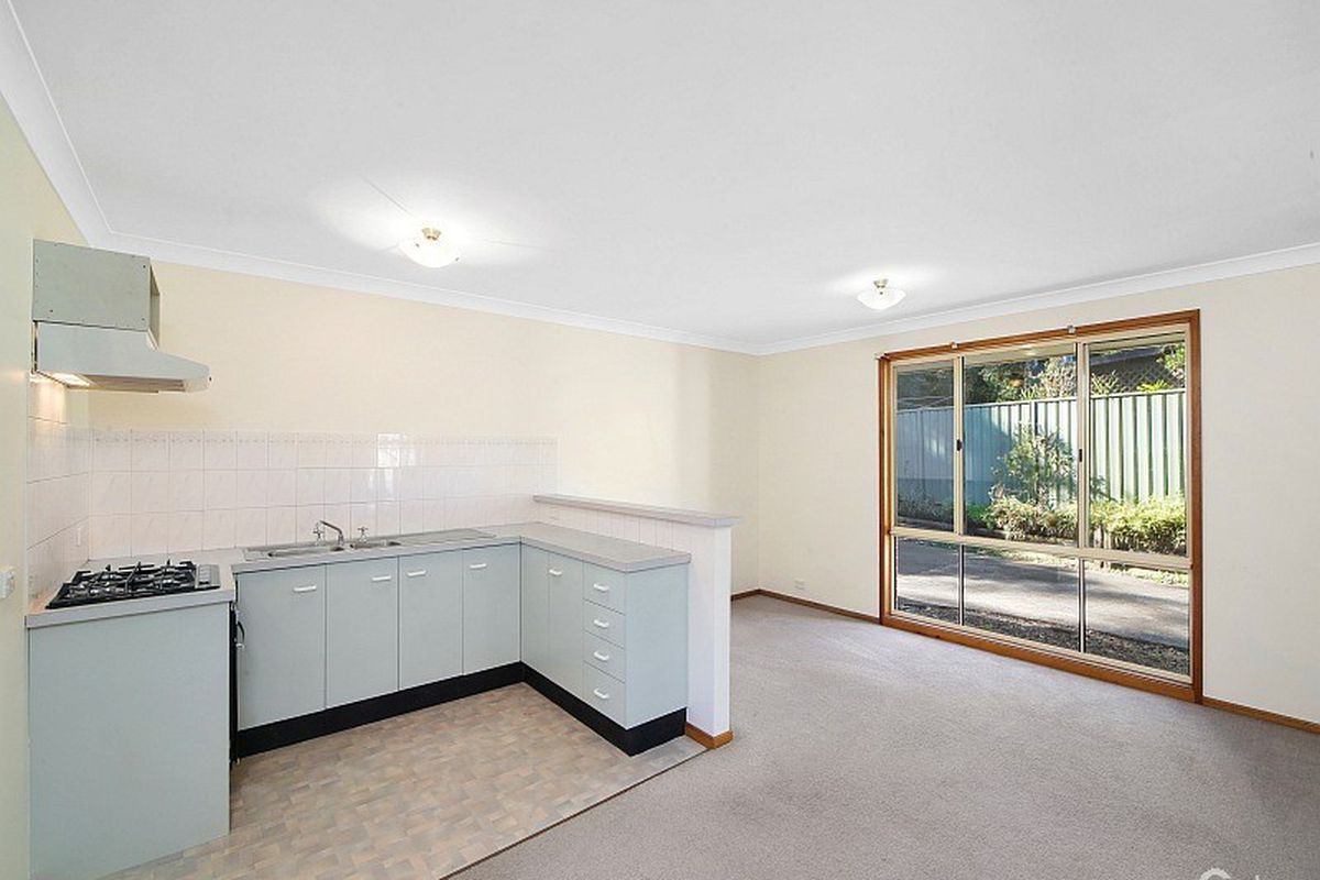 14 Ferntree Close, Wyoming