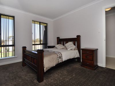 11 Yilkarri Parade, Kalgoorlie