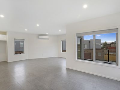 57 Chiltern Way, Wollert