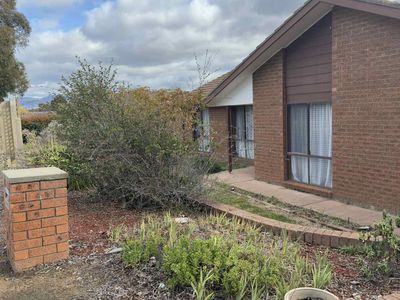 30 Newman-Morris Circuit, Oxley