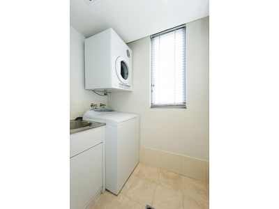 305 / 30 The Circus, Burswood