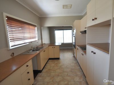69 Dalton Street, Dubbo