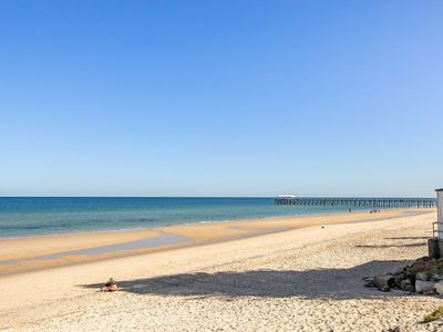 10 / 209 The Esplanade, Henley Beach