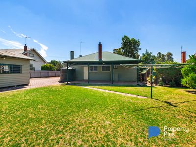 20 Waugh Street, Charlton