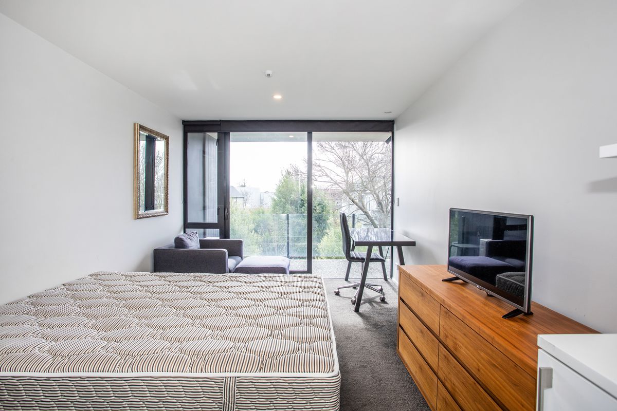 310B / 282 Madras St, City Centre