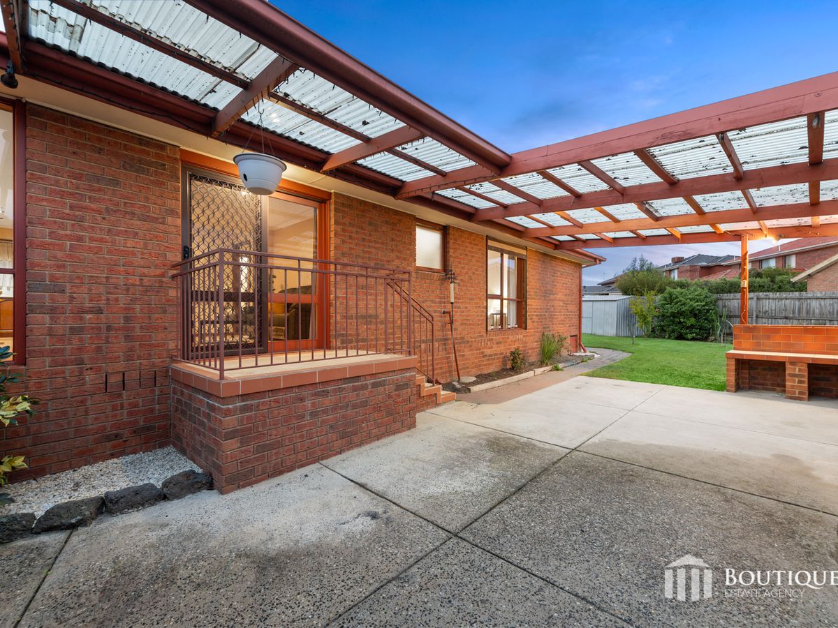 21 McKeon Circuit, Dandenong North