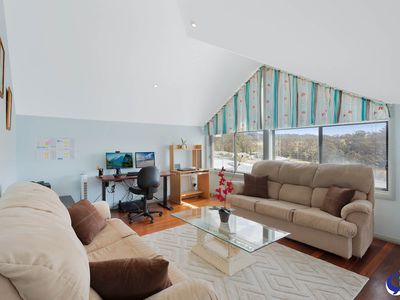 5B Creighton Parade, North Narooma