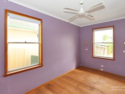 21 Hennessy Street, Horsham