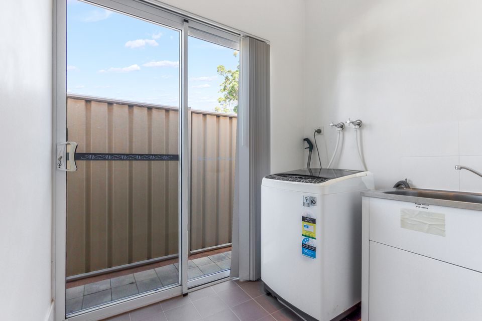 16 Splendour Rd, Baldivis