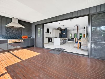 86 Gloucester Avenue, Hideaway Bay