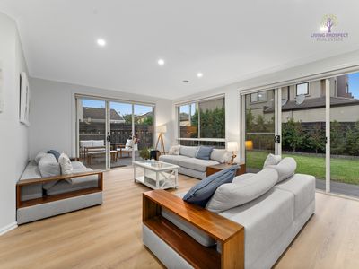 44 Scenic Drive, Point Cook
