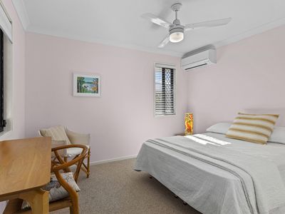 4 / 5 Seabrook Street, Kedron