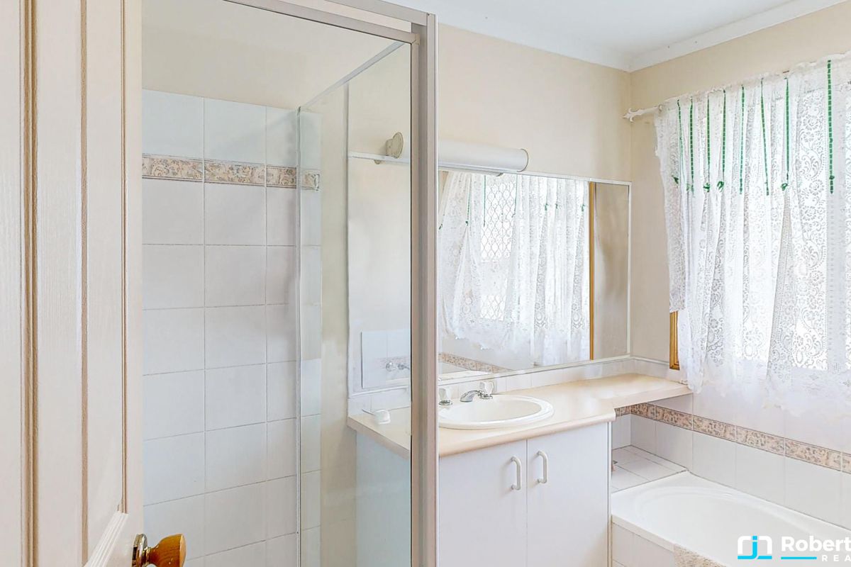 2 Tinaroo Place, Tewantin