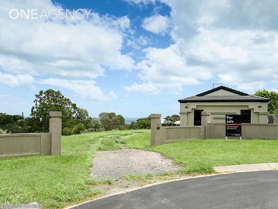 12-14 Swain Court, Craignish