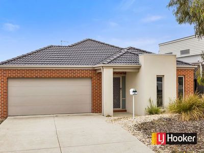 3 Bay Vista, Pakenham