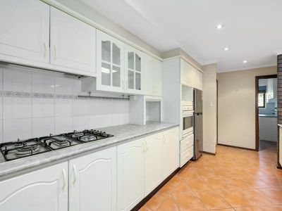 36 Carawatha Avenue, Mount Nasura