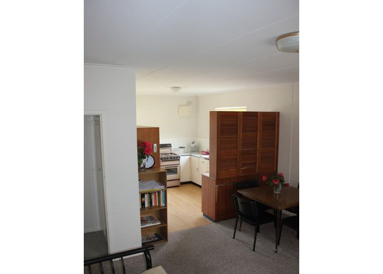 1 / 72 Downing Street, Hove