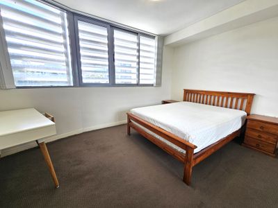 1209 / 11 Charles Street, Canterbury