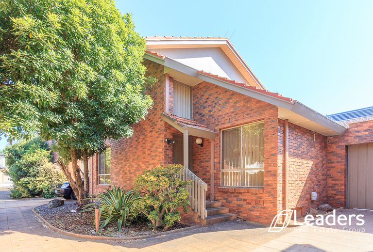 4 / 49 QUEENS AVENUE, Doncaster