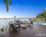 6 Knightsbridge Parade East, Sovereign Islands