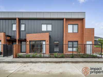 9 / 7 Buninyong Street, Watson