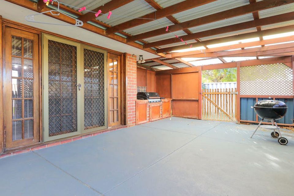 3 Pingrup Court , Waikiki
