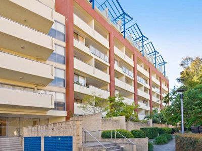 609 / 1-3 Larkin Street, Camperdown