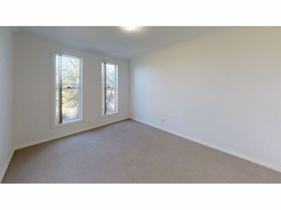22 Dalbeattie Crescent, Dubbo