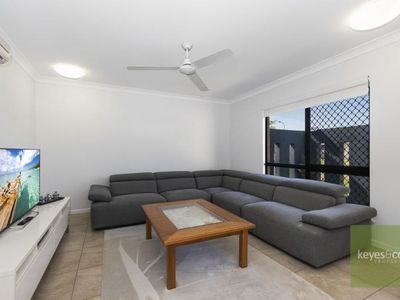 12 Hawkhurst Place, Kirwan