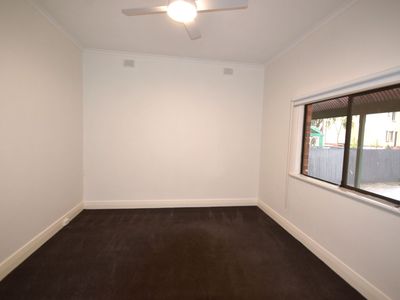 12 Battams Street, Stepney