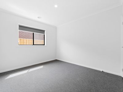 16 Arianna Street, Wyndham Vale