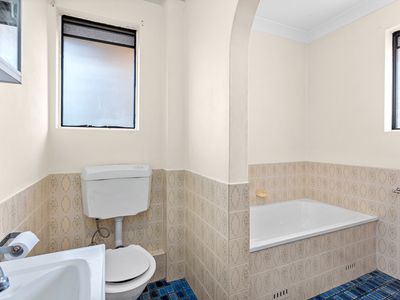 4 / 9 Melinda Grove, Lake Heights