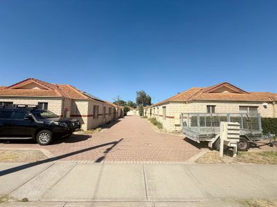 4 / 113-115 Renou Street, East Cannington