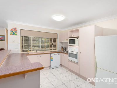 7 Snowbird Pl, Wishart