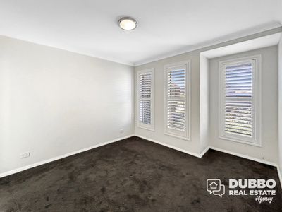 65 Page Avenue, Dubbo