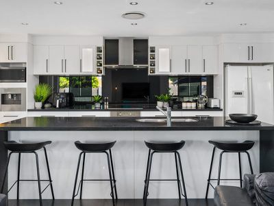 27 Greendragon Crescent, Upper Coomera