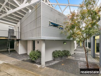 7 Little Brown Street, East Perth